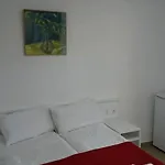 Hostal Cubelles Penzion 3*