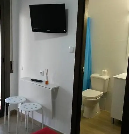 Hostal Cubelles Pensionat