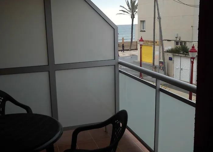 게스트하우스 Hostal Cubelles